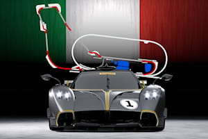 Pagani Huayra R's 9,000-RPM V12 Sounds Incredible Tearing Up Monza